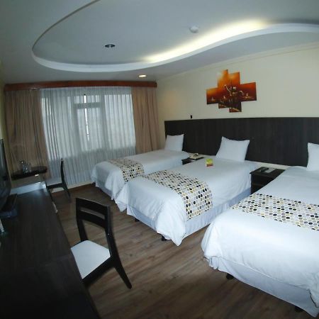 Hotel Republica Кито Екстериор снимка