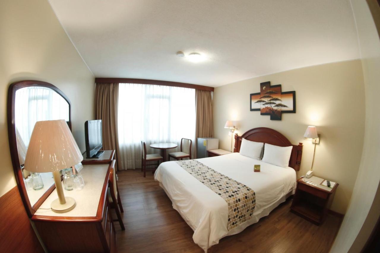 Hotel Republica Кито Екстериор снимка