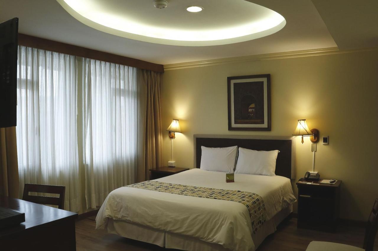 Hotel Republica Кито Екстериор снимка
