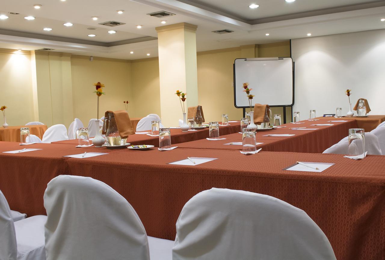 Hotel Republica Кито Екстериор снимка